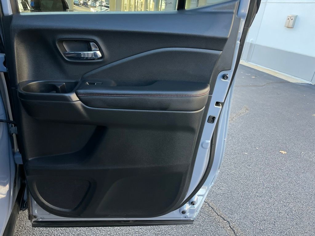 Certified 2023 Honda Ridgeline Black Edition image 35