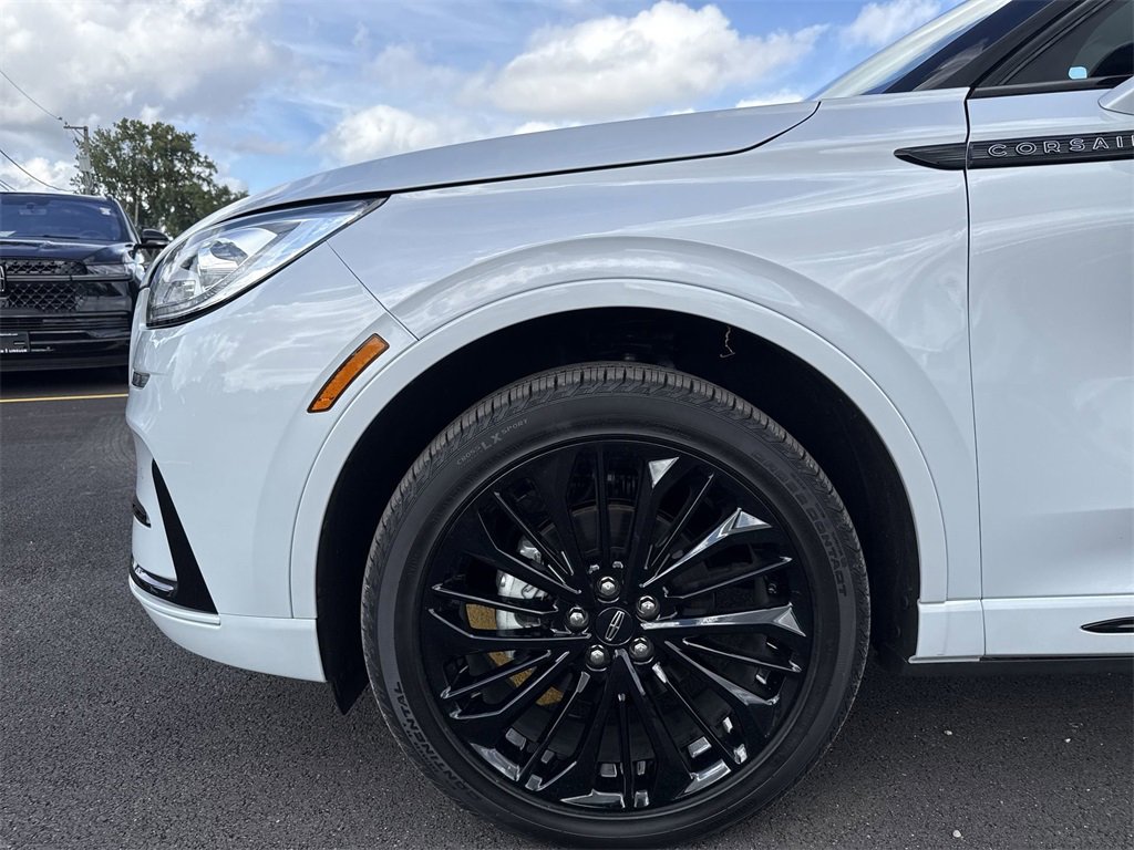 Certified 2025 Lincoln Corsair Reserve w/ Equipment Group 202A image 19