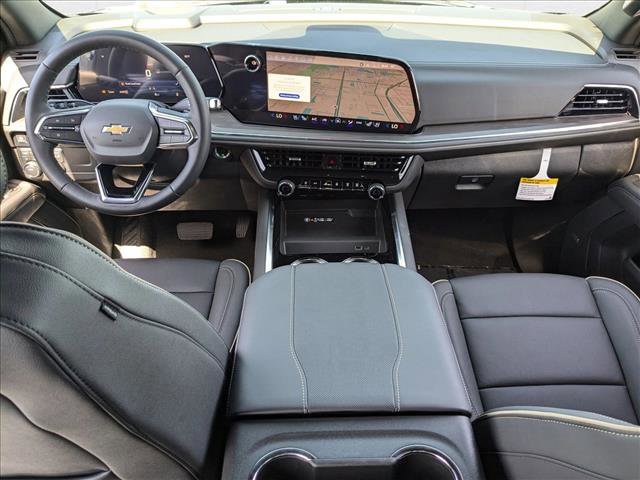 New 2025 Chevrolet Suburban Premier image 13
