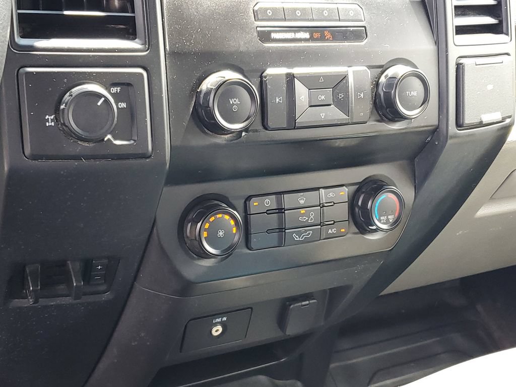 Used 2015 Ford F150 XL w/ Trailer Tow Package RWD image 18