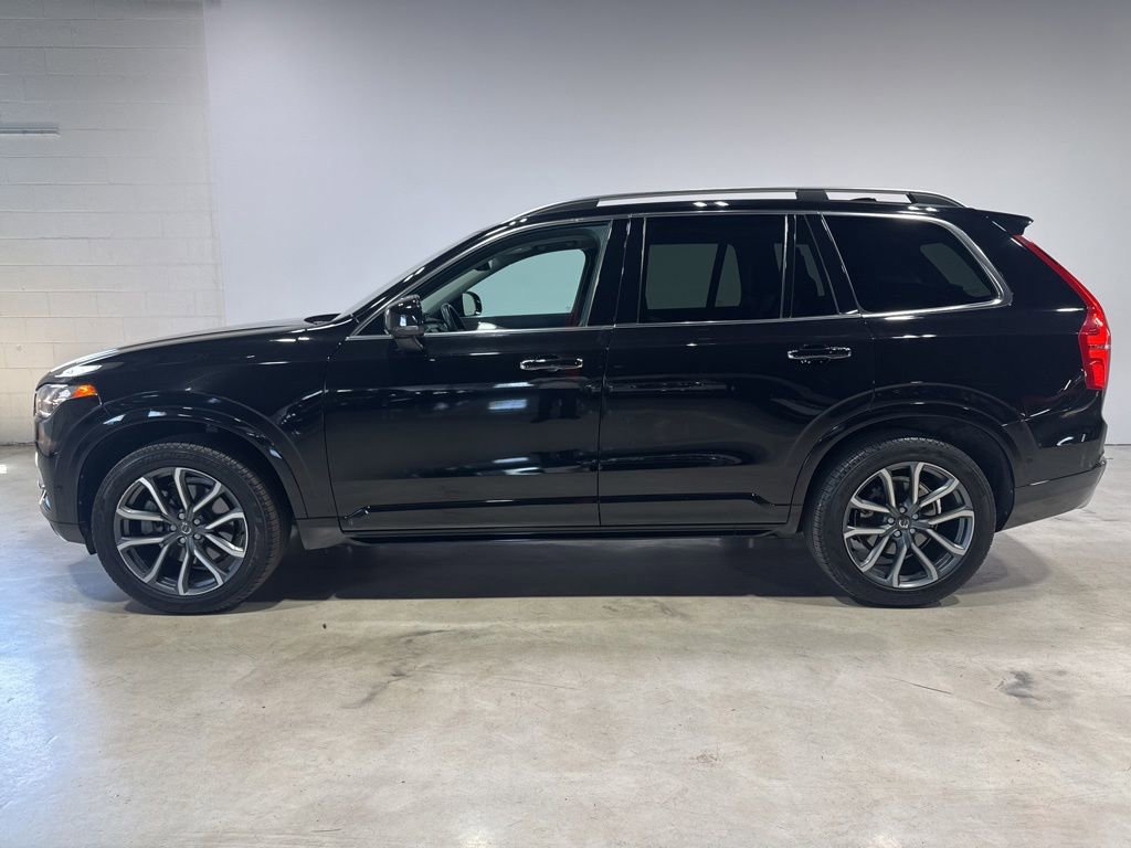 Used 2016 Volvo XC90 T6 Momentum w/ Vision Package AWD/4WD image 3
