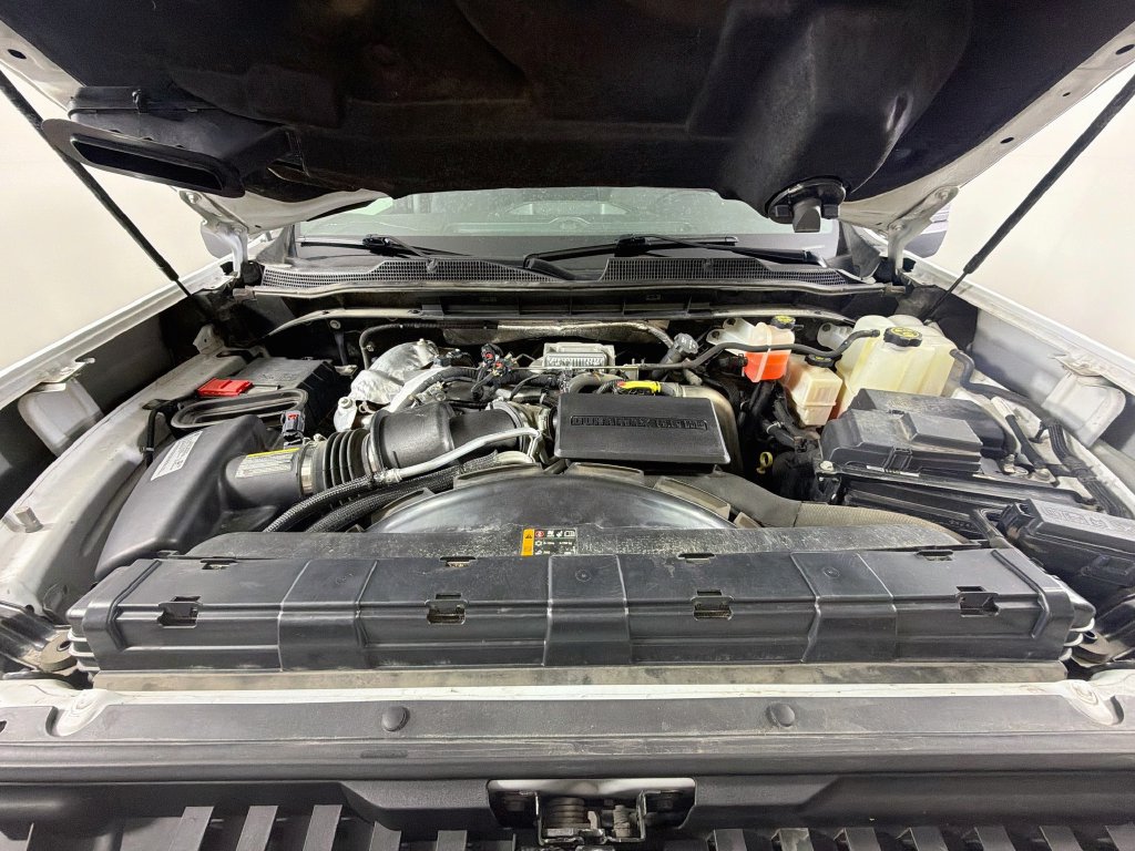 Used 2022 Chevrolet Silverado 3500 LT w/ Convenience Package AWD/4WD image 22