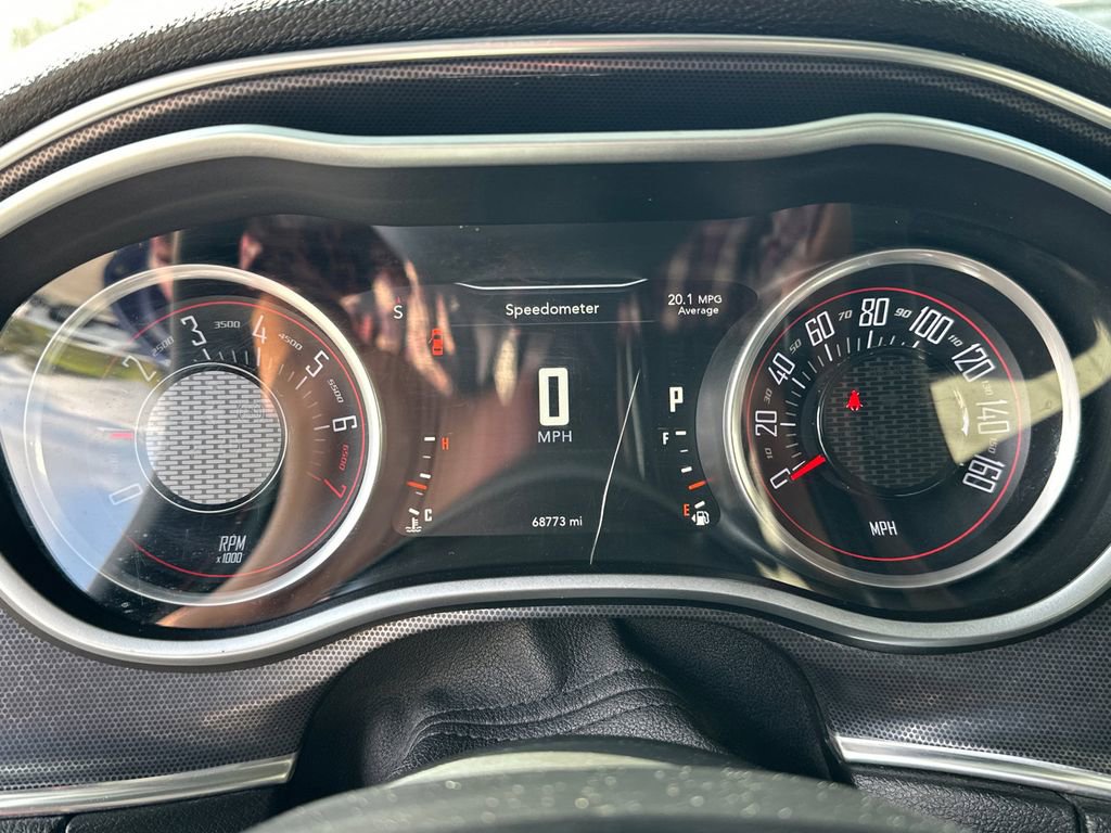 Used 2016 Dodge Challenger SXT Plus image 24