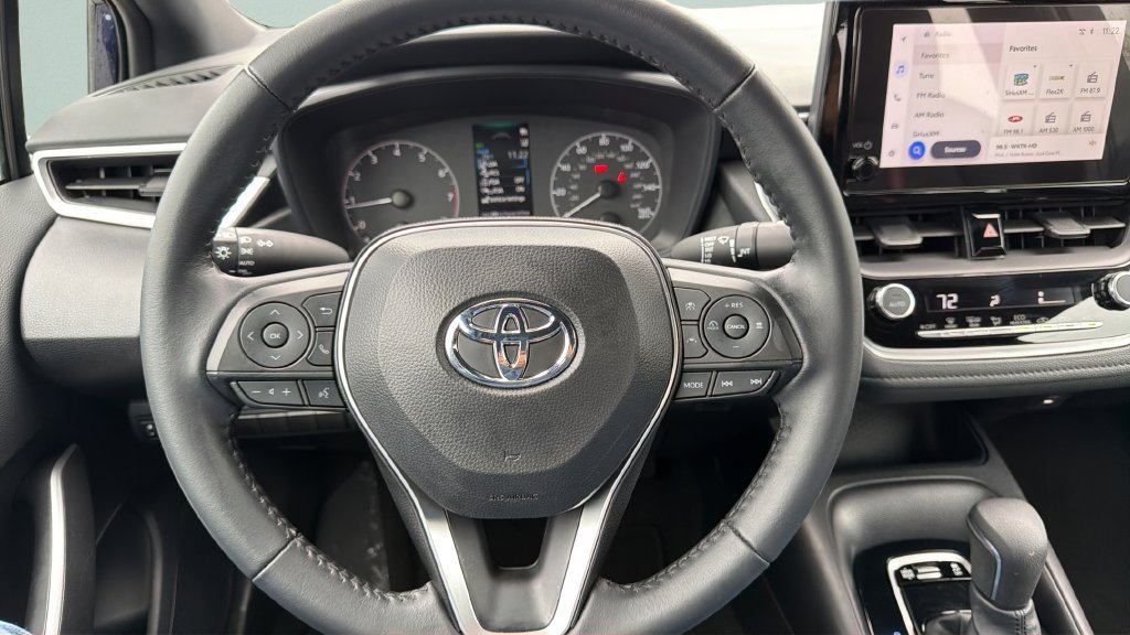 Used 2024 Toyota Corolla SE FWD image 12