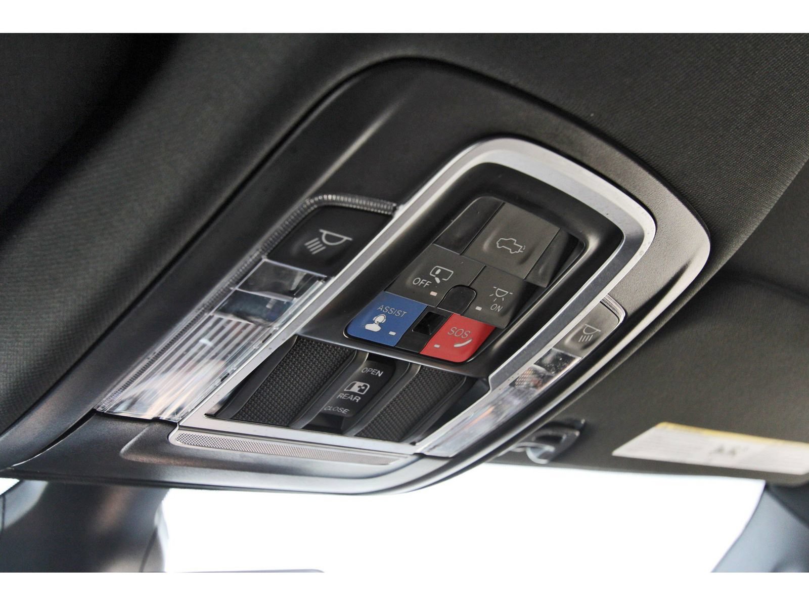 Used 2024 RAM 3500 Limited w/ Towing Technology Group AWD/4WD image 26