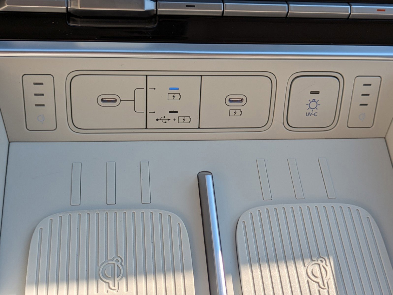 Used 2025 Hyundai Santa Fe Calligraphy image 22