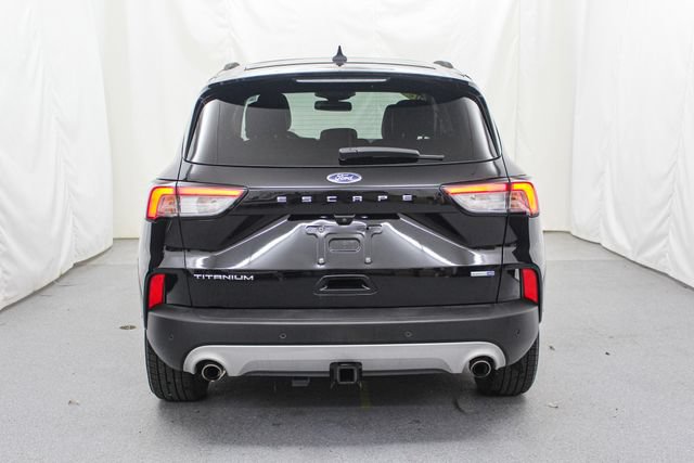 Certified 2020 Ford Escape Titanium w/ Titanium Premium Package 2.0 AWD/4WD image 6
