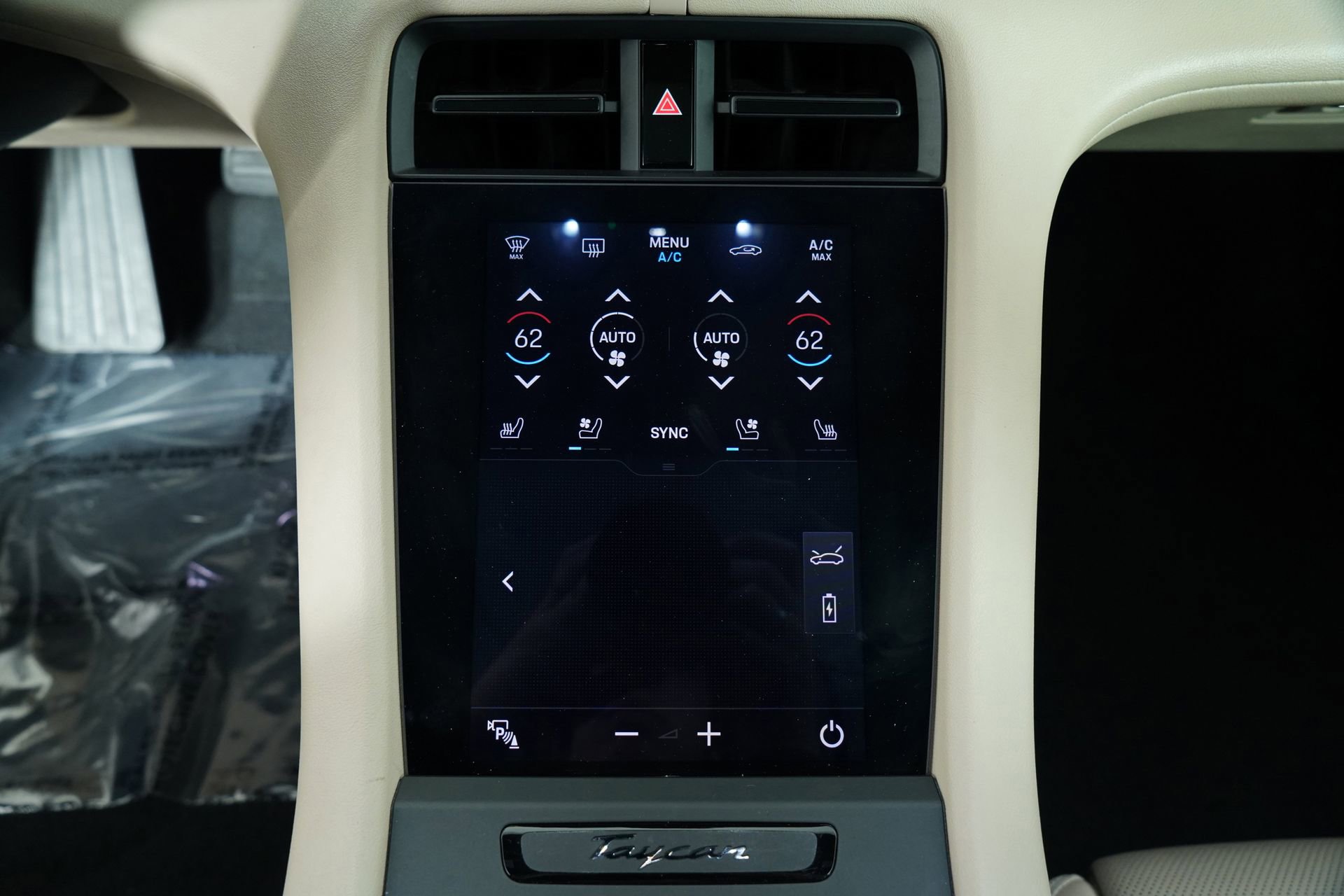 Used 2022 Porsche Taycan image 36