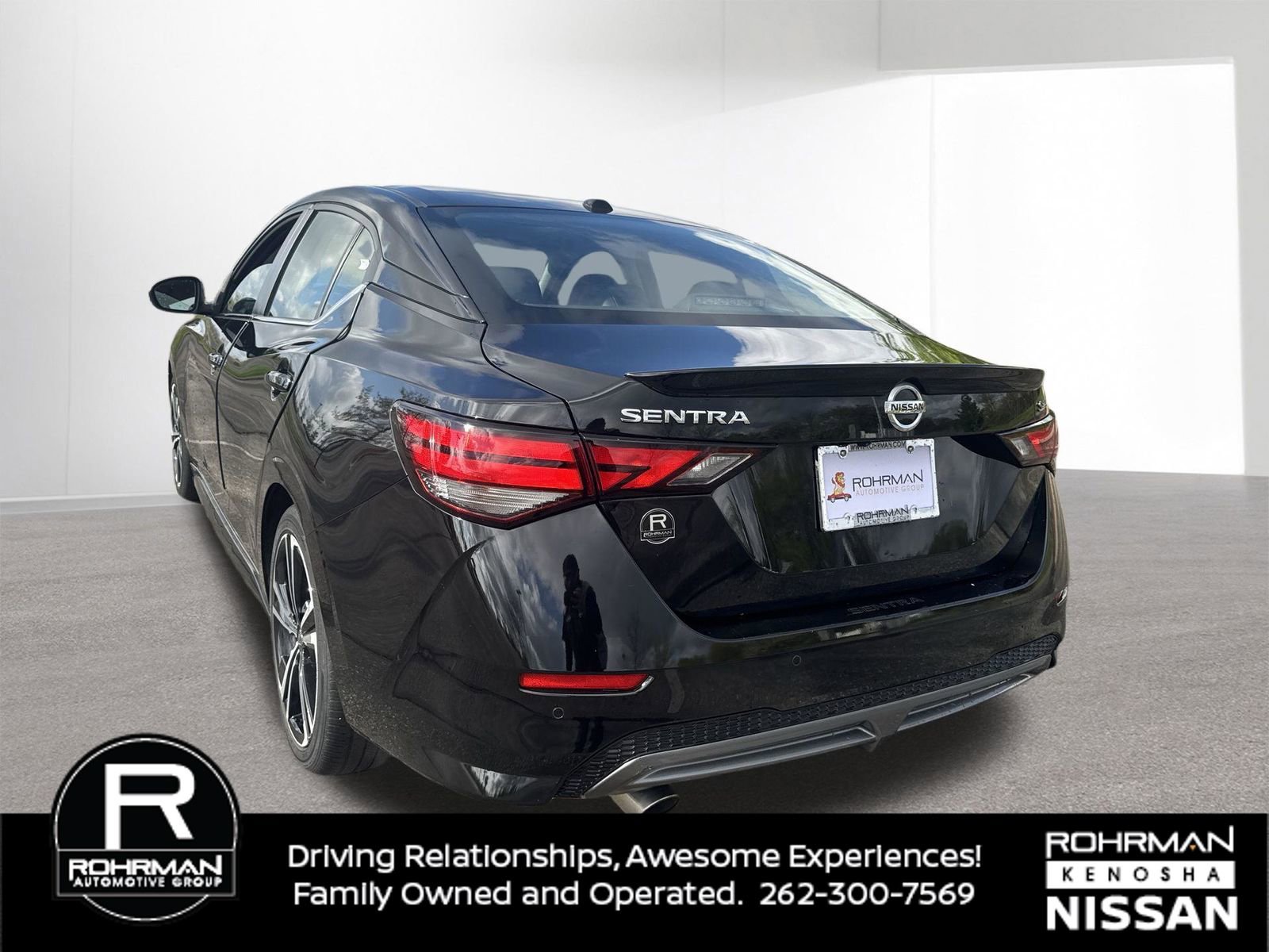 Certified 2023 Nissan Sentra SR w/ SR Premium Package FWD image 5