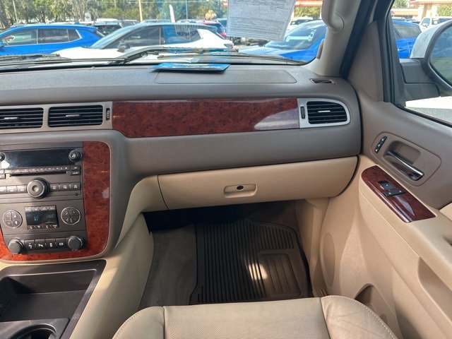 Used 2014 Chevrolet Silverado 2500 LTZ w/ LTZ Plus Package image 59