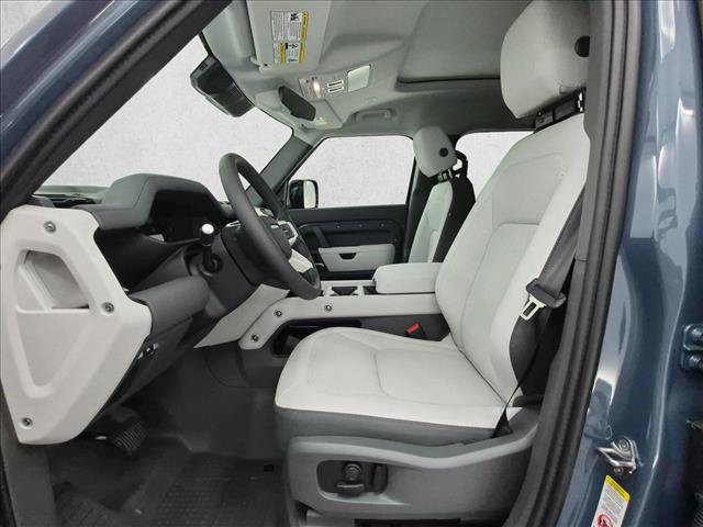 New 2026 Land Rover Defender 110 S AWD/4WD image 4