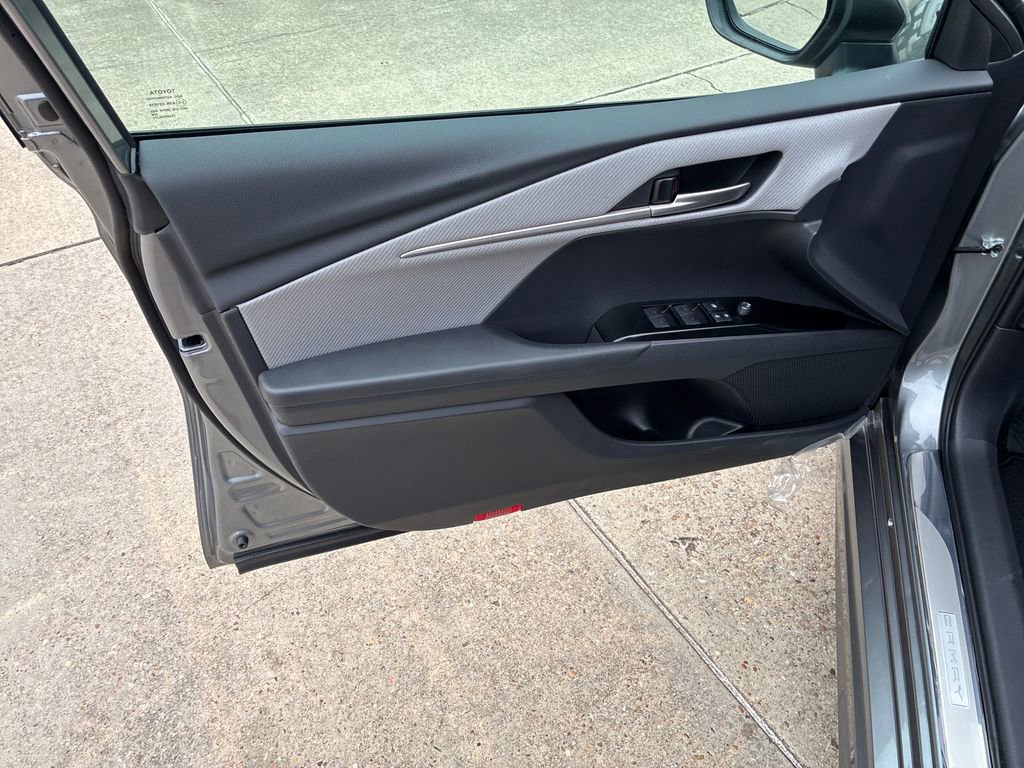 New 2026 Toyota Camry SE image 12