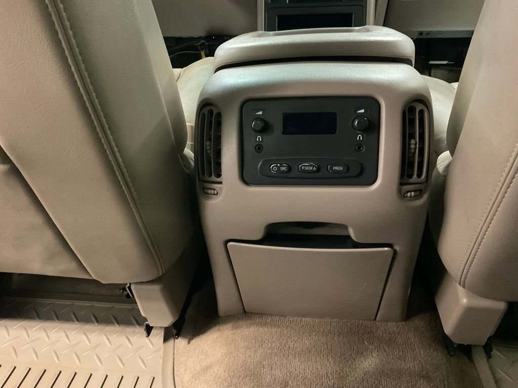 Used 2003 Chevrolet Silverado 2500 LT image 31