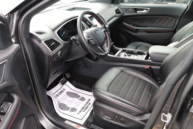 Used 2020 Ford Edge ST-Line w/ Cold Weather Package AWD/4WD image 12
