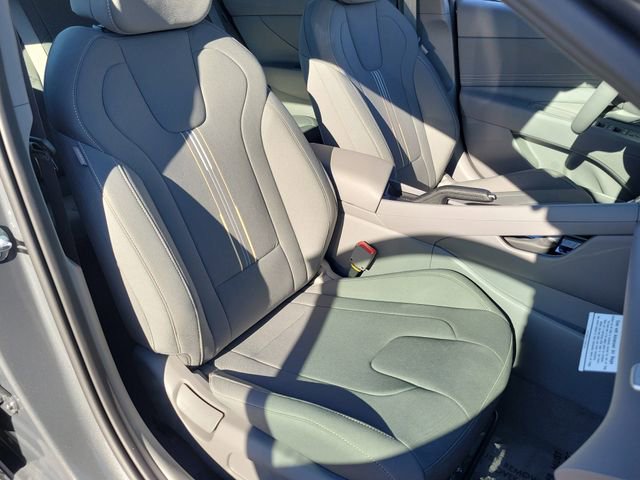 New 2026 Hyundai Elantra Sport image 18