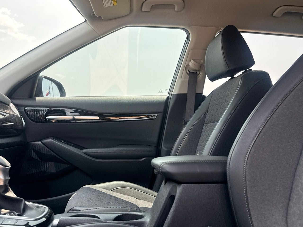 Used 2025 Kia Seltos S FWD image 37