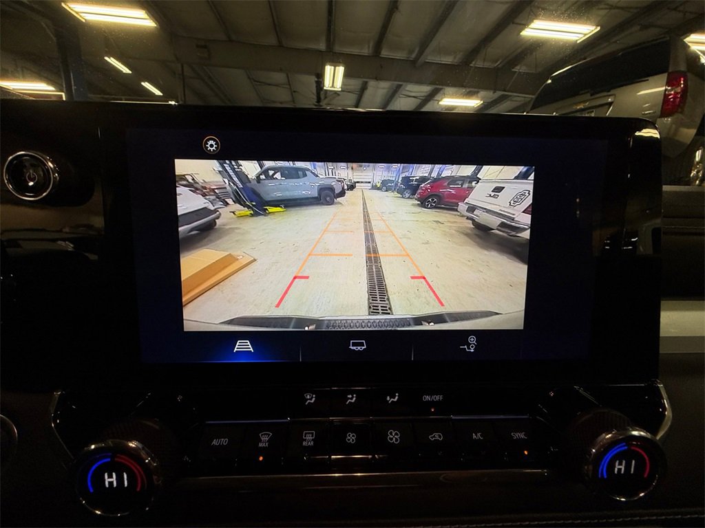 Certified 2024 Chevrolet Colorado LT w/ LT Convenience Package image 18