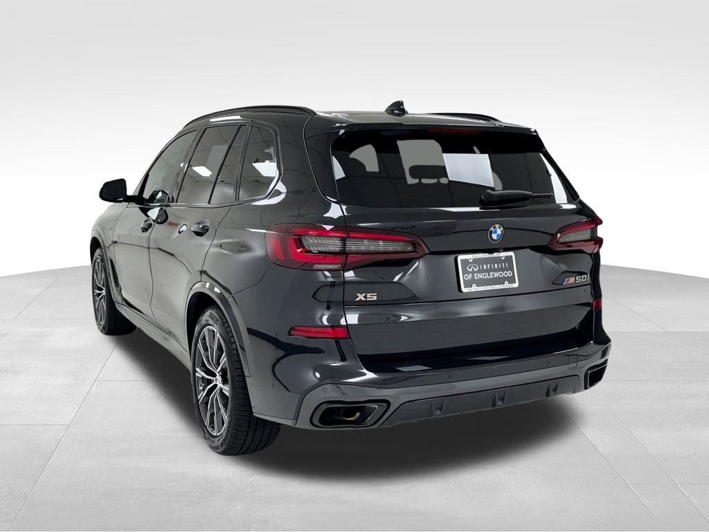 Used 2021 BMW X5 M50i image 5
