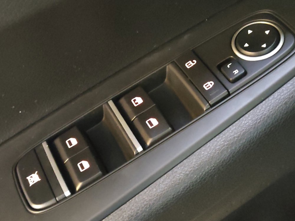 Used 2024 Kia Forte LXS w/ LXS Technology Package image 27