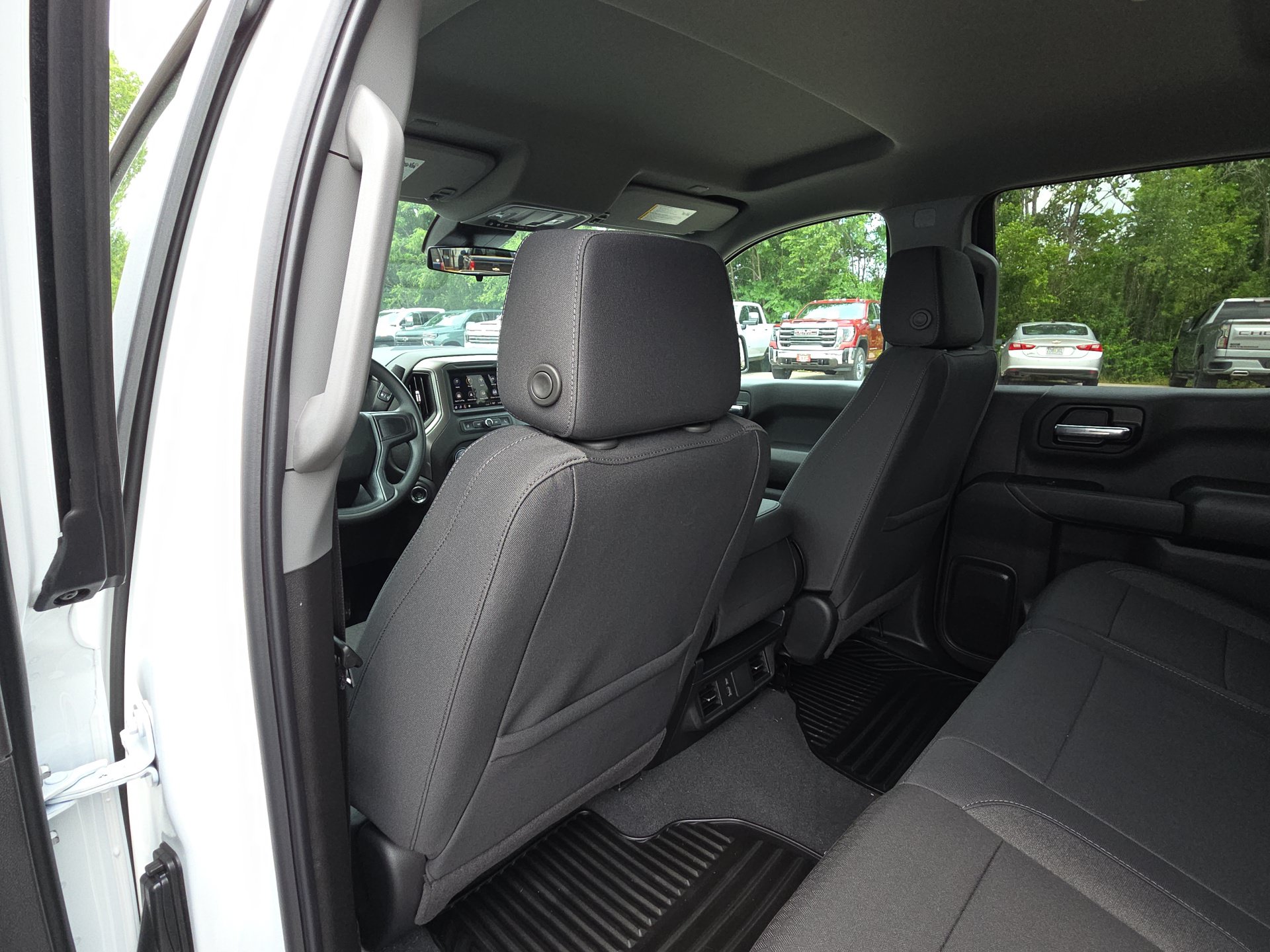 New 2026 Chevrolet Silverado 1500 Custom Trail Boss AWD/4WD image 27