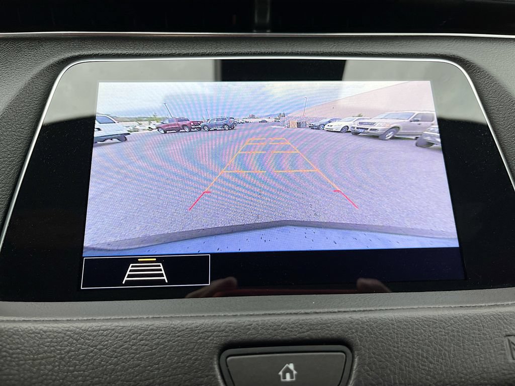 Used 2020 Cadillac XT4 Premium Luxury w/ Cold Weather Package AWD/4WD image 14