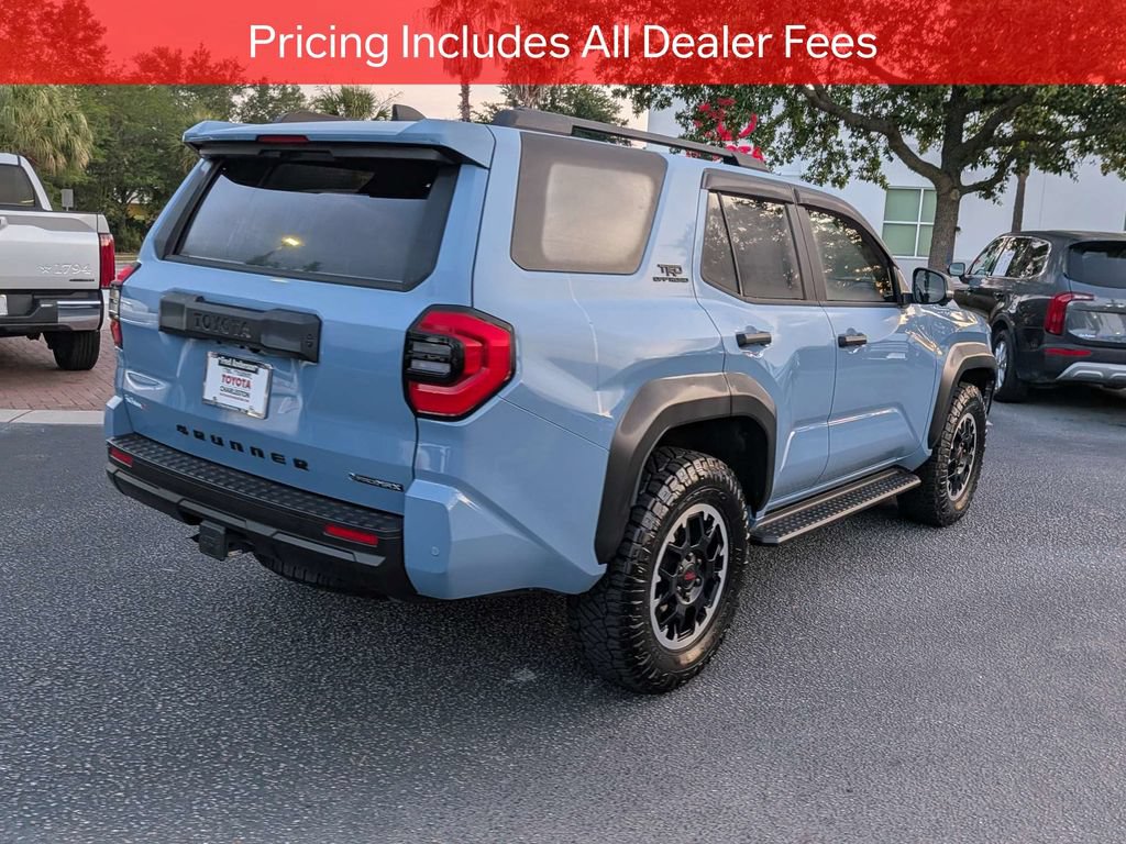 Certified 2025 Toyota 4Runner TRD Off-Road Premium AWD/4WD image 5