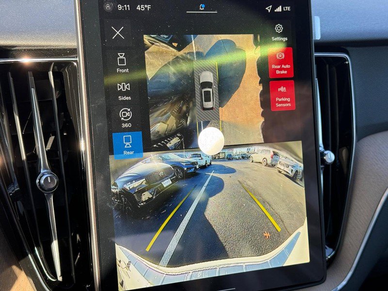 New 2026 Volvo XC60 B5 Plus w/ Climate Package image 14