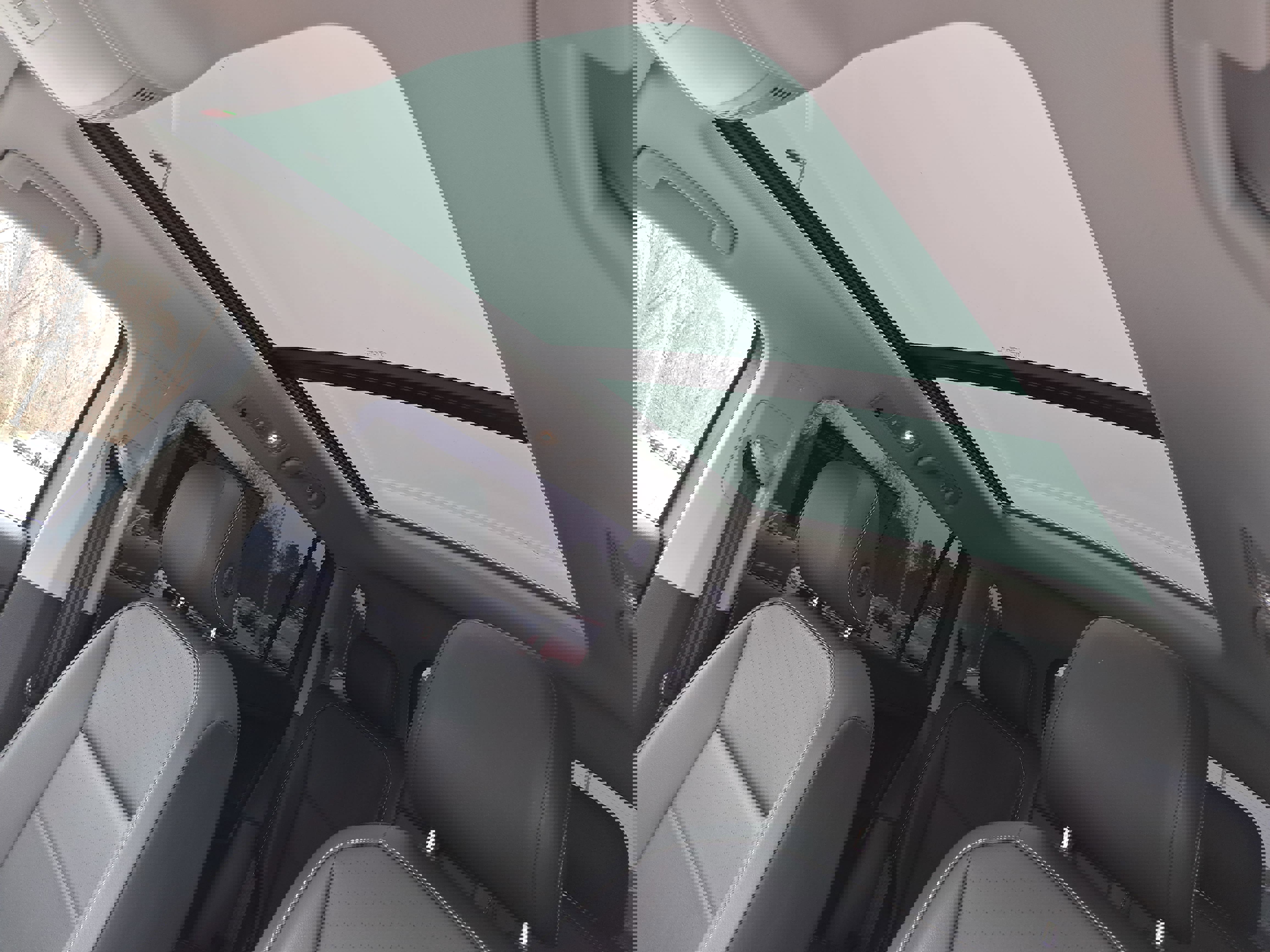 Used 2021 Volkswagen Tiguan SE image 27