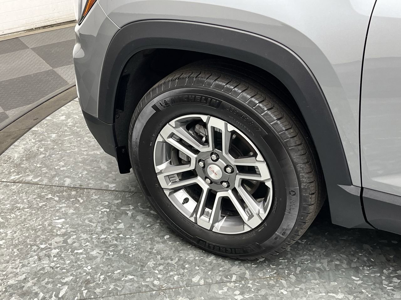 Certified 2025 GMC Terrain Elevation w/ Technology Package II AWD/4WD image 29