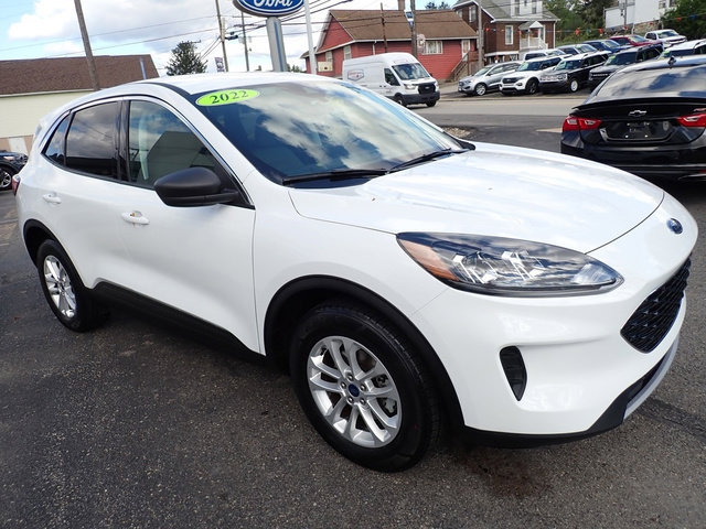 Used 2022 Ford Escape SE image 8