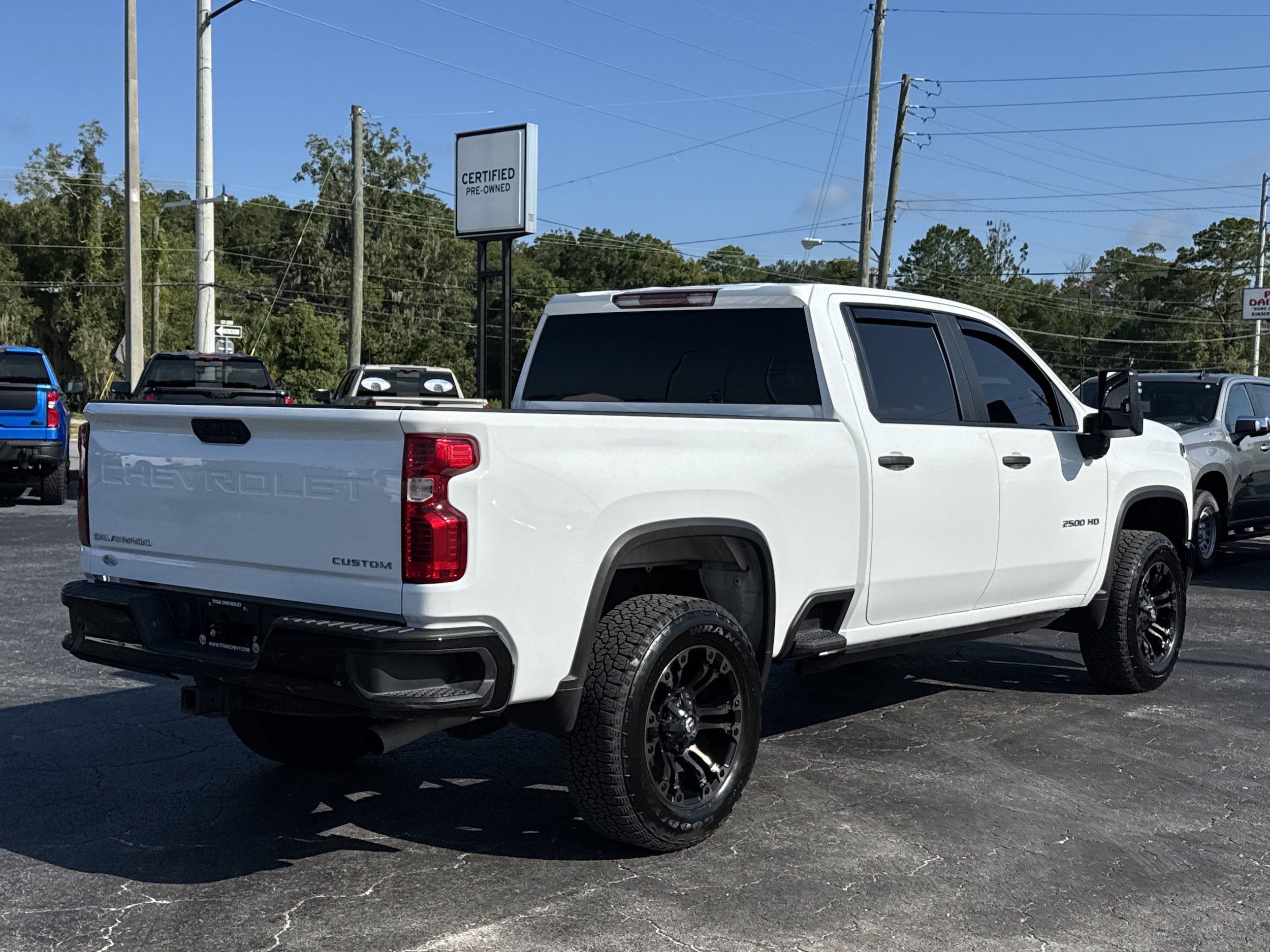 Used 2025 Chevrolet Silverado 2500 Custom w/ Custom Value Package AWD/4WD image 7