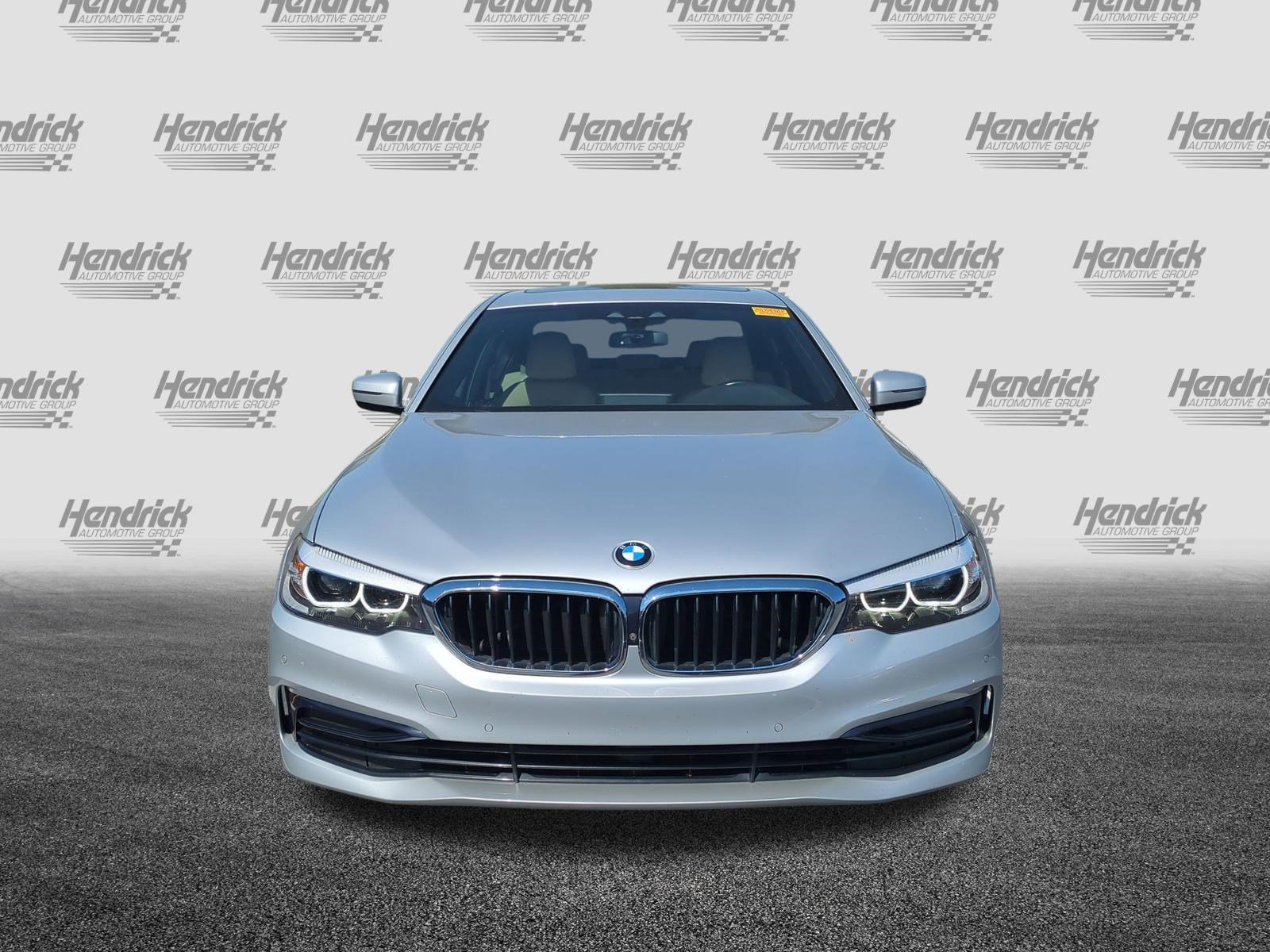 Used 2019 BMW 530i w/ Convenience Package image 3