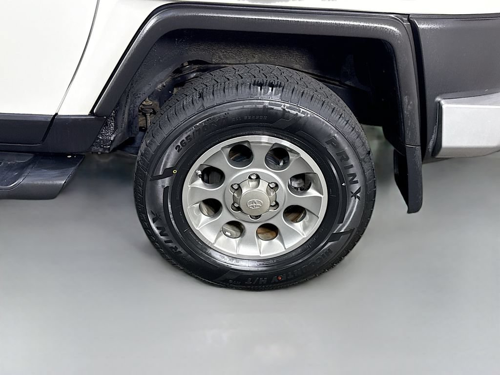 Used 2013 Toyota FJ Cruiser 4WD w/ Upgrade Pkg image 31