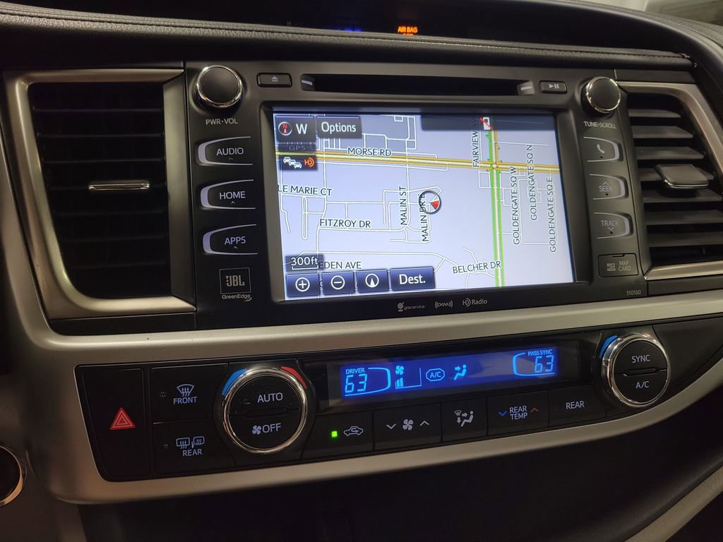Used 2016 Toyota Highlander Limited image 18