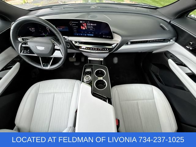 Used 2024 Cadillac Lyriq Luxury AWD/4WD image 20