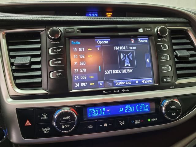 Used 2016 Toyota Highlander XLE image 23