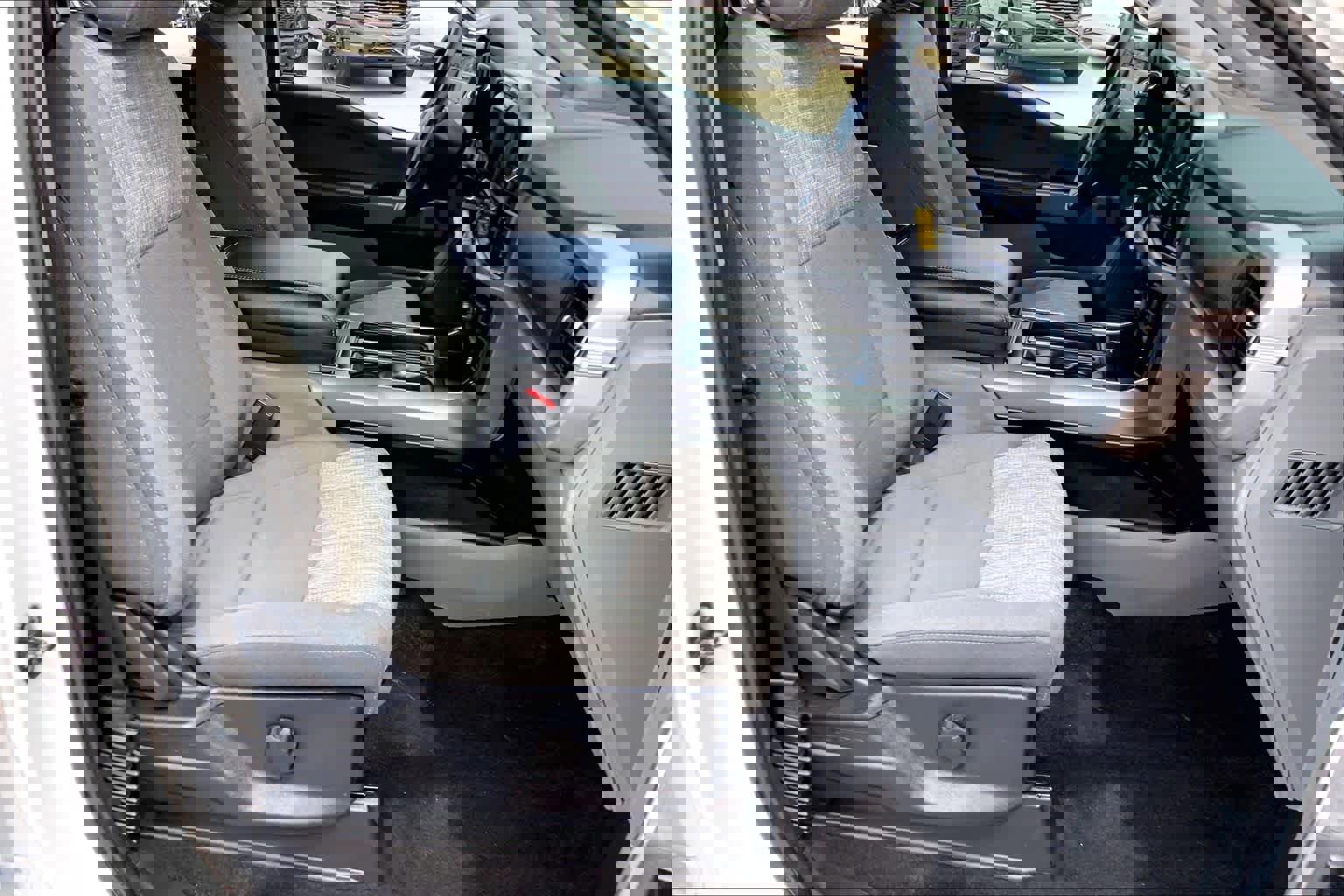 Used 2023 Ford F150 XLT image 9