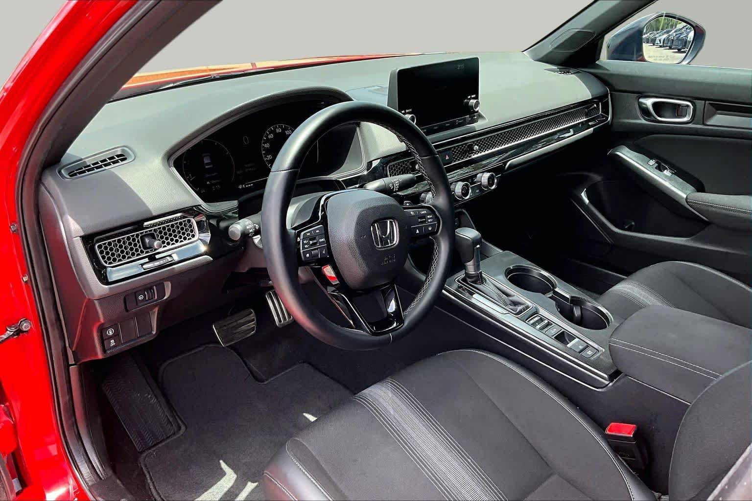 Used 2024 Honda Civic Sport image 18