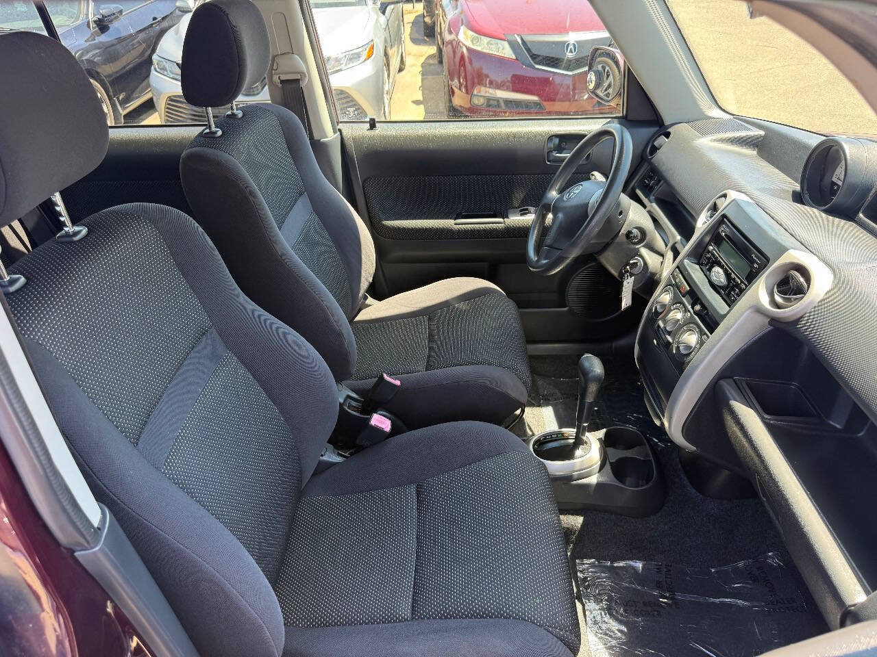 Used 2005 Scion xB FWD image 17