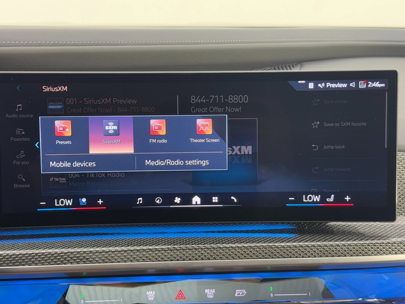 Used 2023 BMW i7 xDrive60 image 30