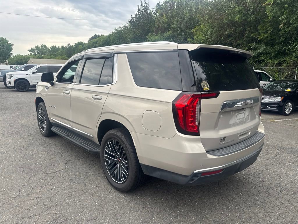 Used 2021 GMC Yukon SLT w/ SLT Luxury Plus Package RWD image 3