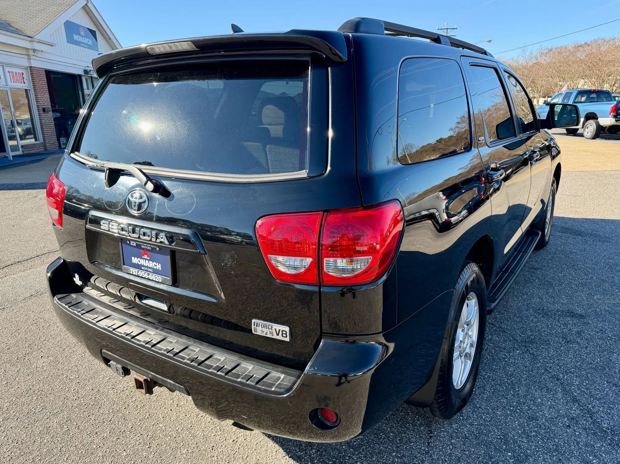 Used 2015 Toyota Sequoia SR5 image 5