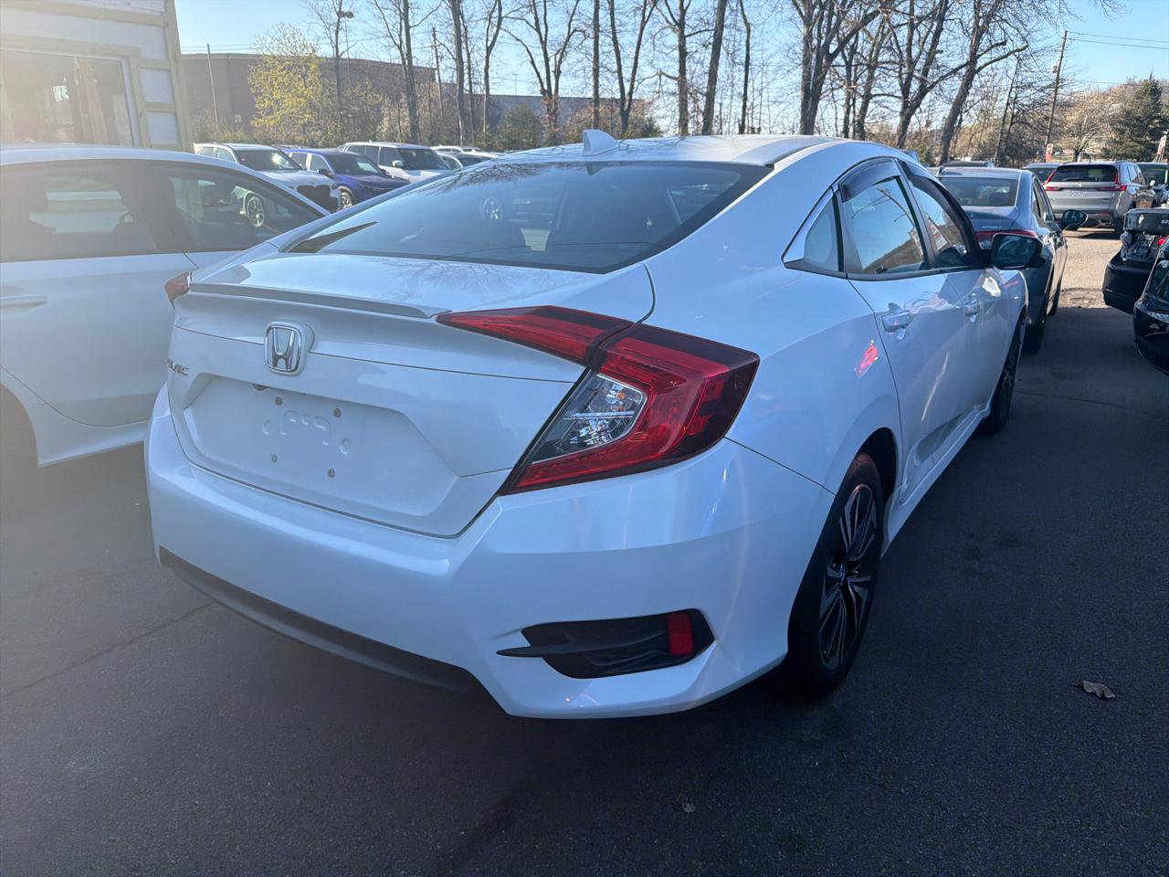 Used 2017 Honda Civic EX-T image 6