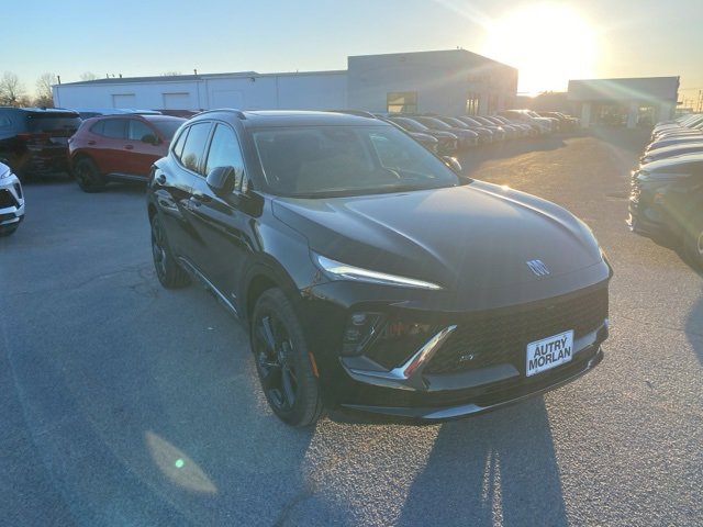 New 2025 Buick Envision Sport Touring image 8