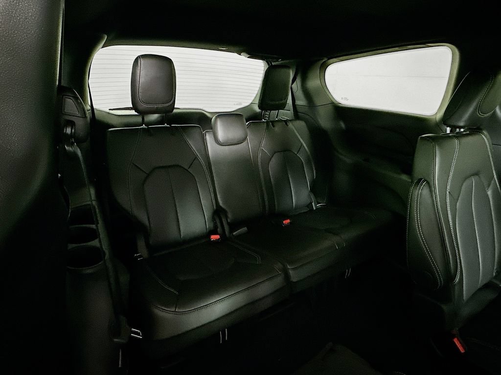 New 2026 Chrysler Voyager LX FWD image 33