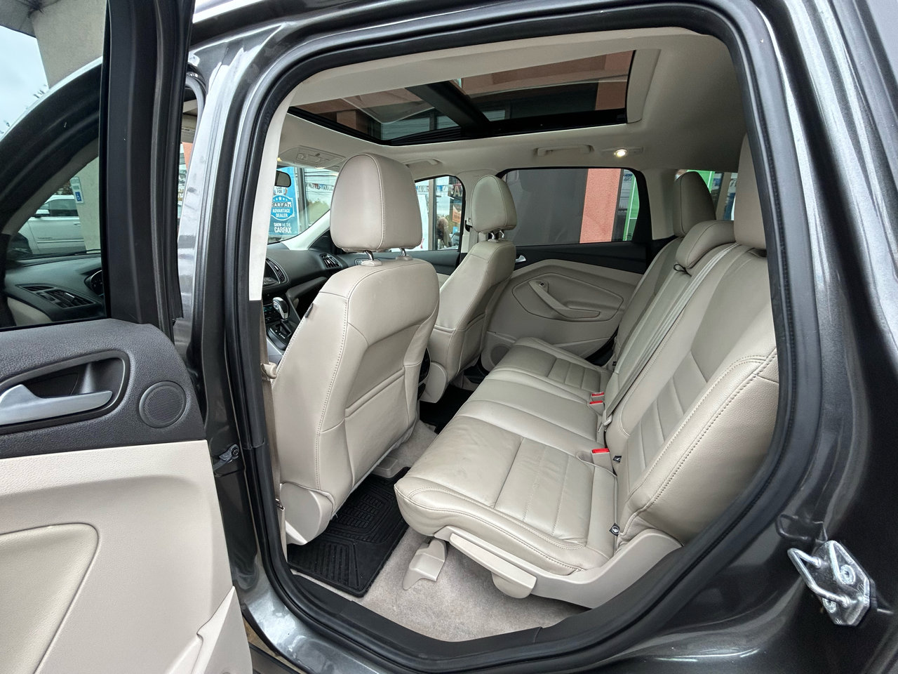 Used 2015 Ford Escape SE w/ Equipment Group 201A image 20