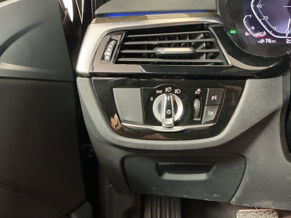 Used 2020 BMW 530e image 22