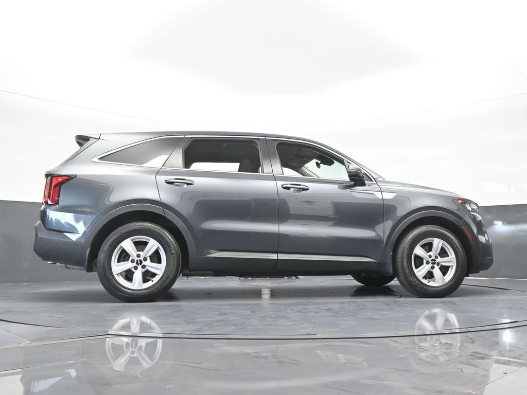 Used 2022 Kia Sorento LX FWD image 55