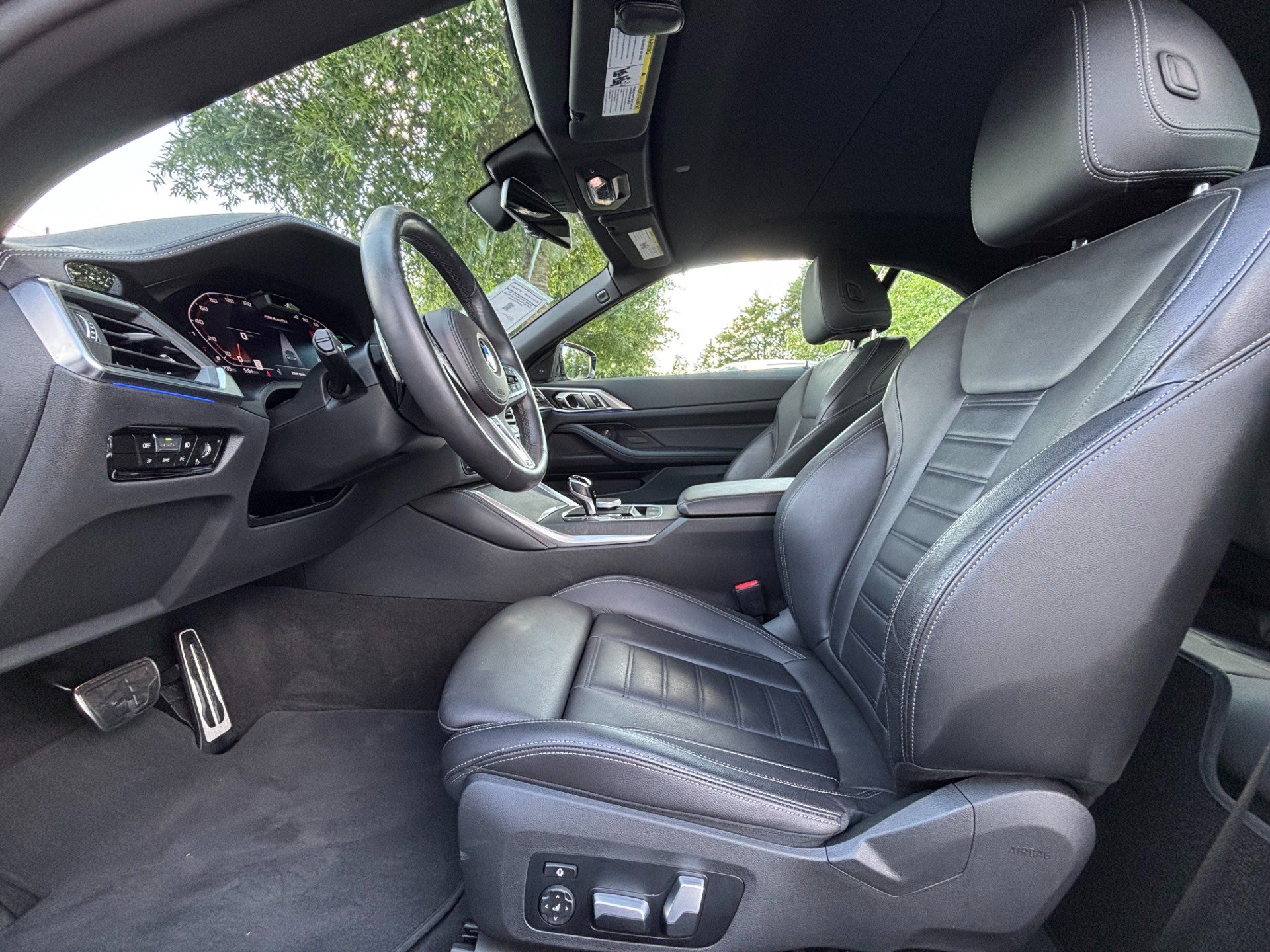 Used 2022 BMW M440i Convertible RWD image 17