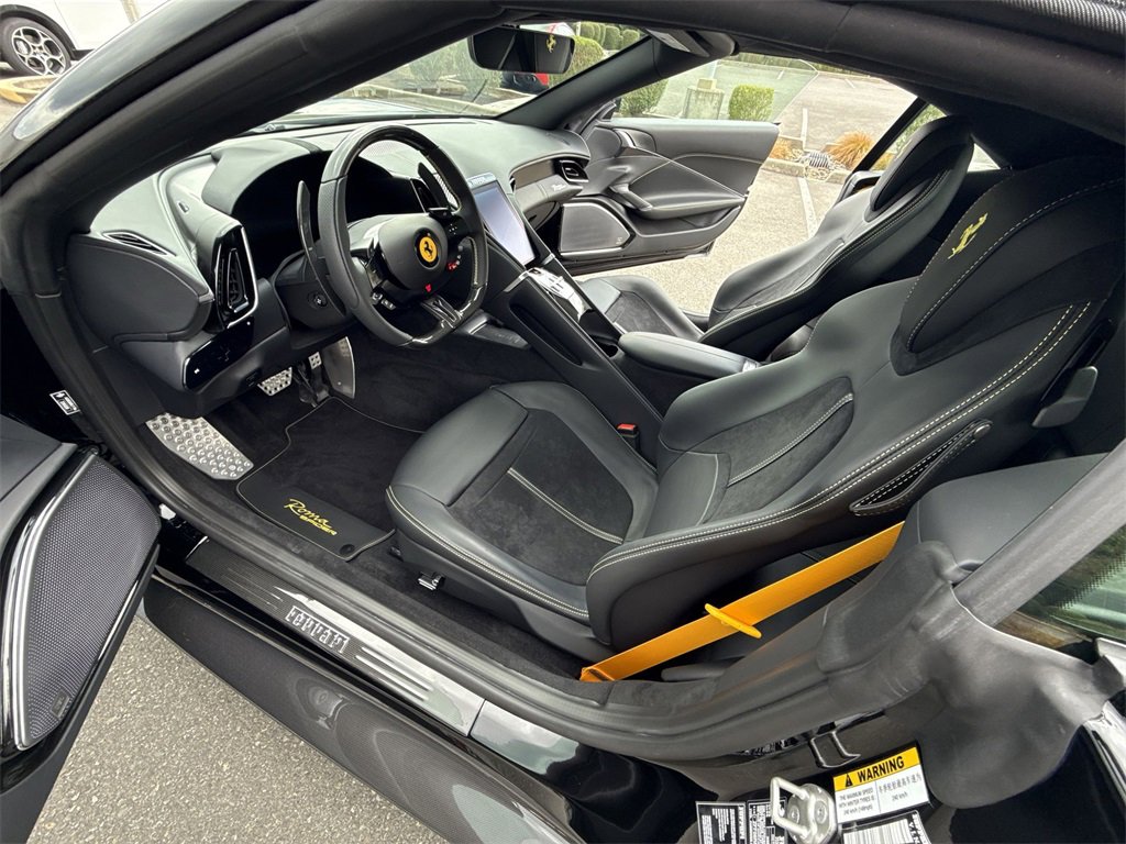 Used 2025 Ferrari Roma Spider image 29
